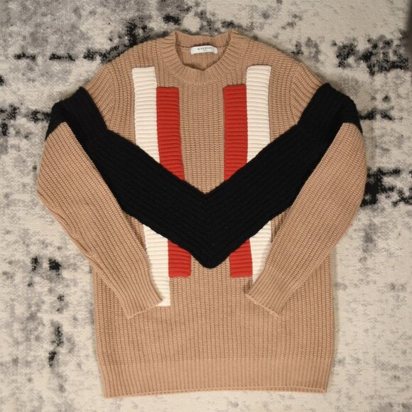 Givenchy V-Detail Cashmere Sweater - Picture 1 of 6